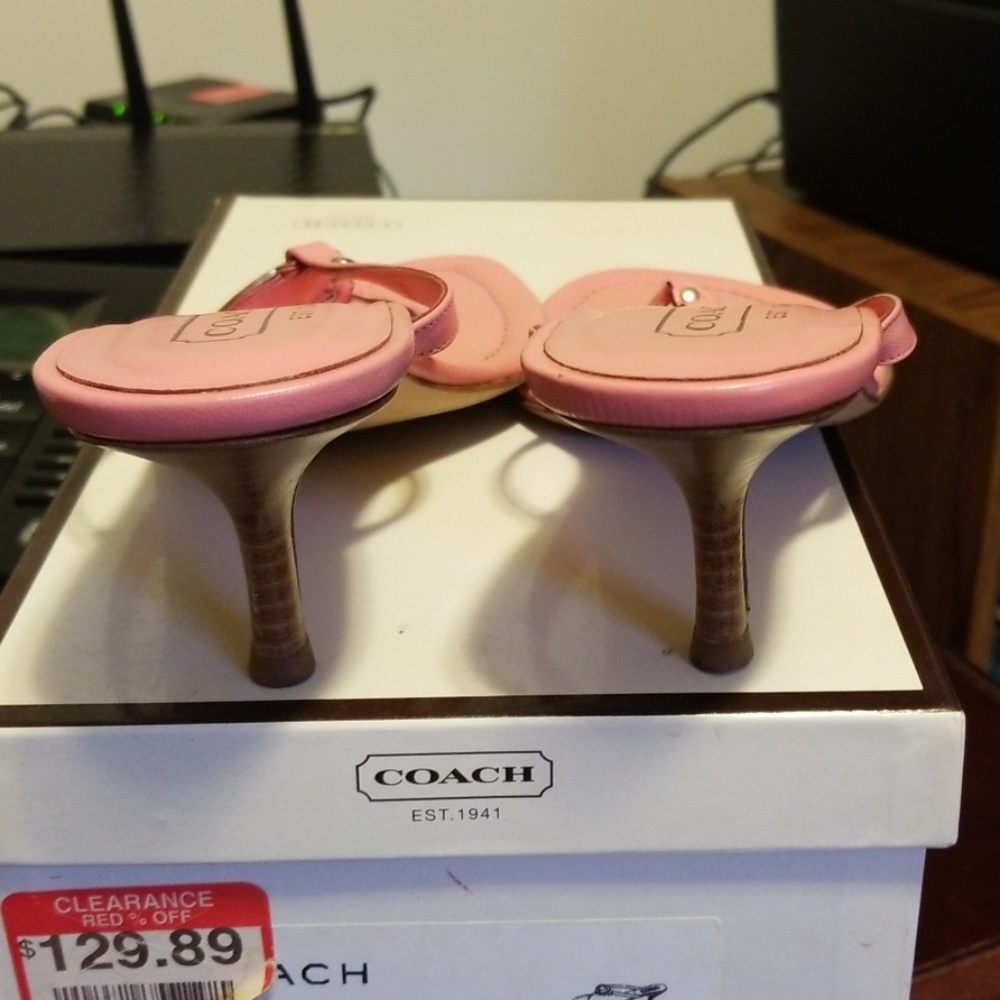 Shoes - Picture 8 of 9